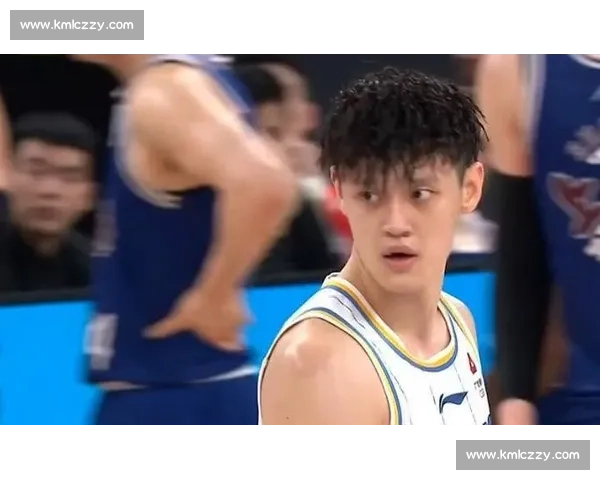 名记曝曾凡博签约篮网！中国新星官宣冲击 NBA，合同细节与伤病隐情全解析